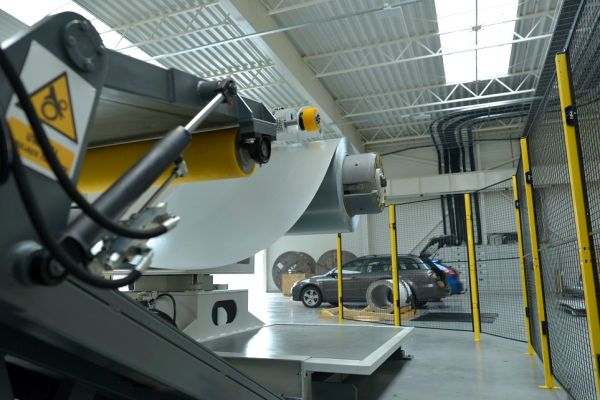 Stół - wprowadzanie grubej blachy