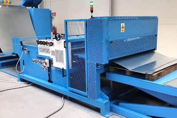 Maszyna do cięcia poprzecznego i wzdłuznego